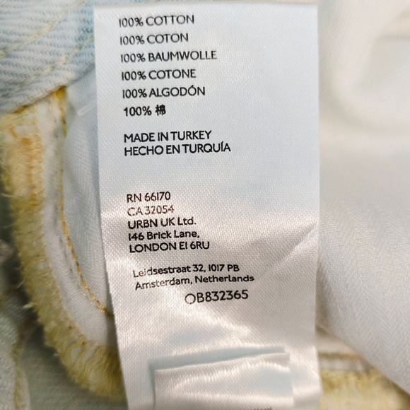 We The Free Free People Maggie Mid Rise Distroyed Frayed Hem Jeans 30 NWT - Picture 5 of 5